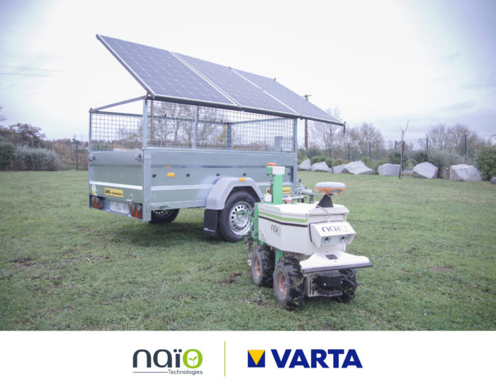 Une borne de recharge solaire pour les robots Naïo